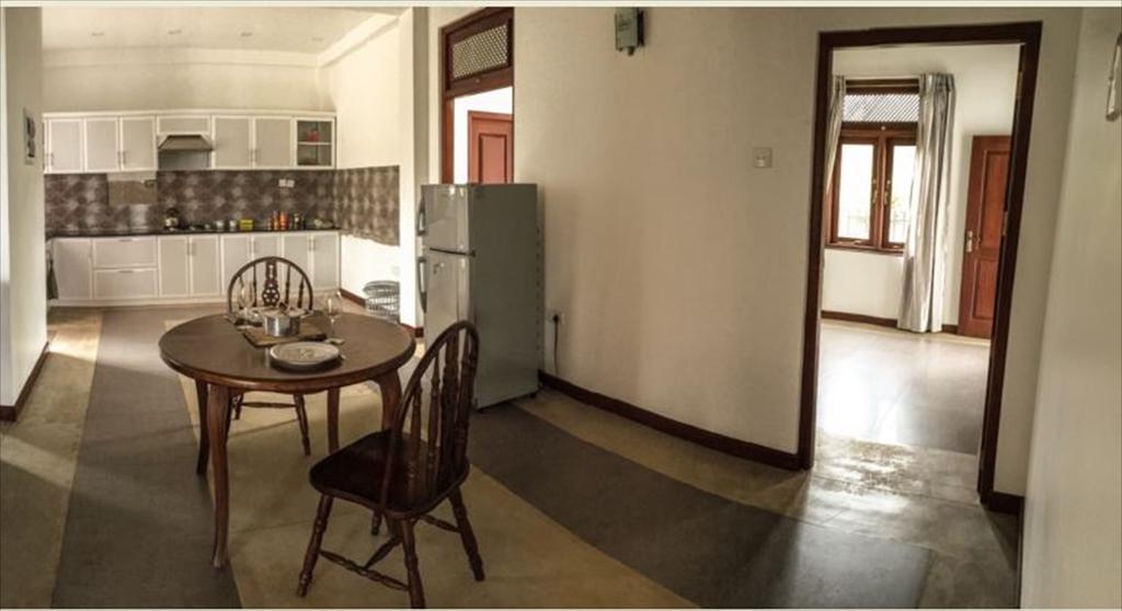 Negombo Holiday Home ภายนอก รูปภาพ