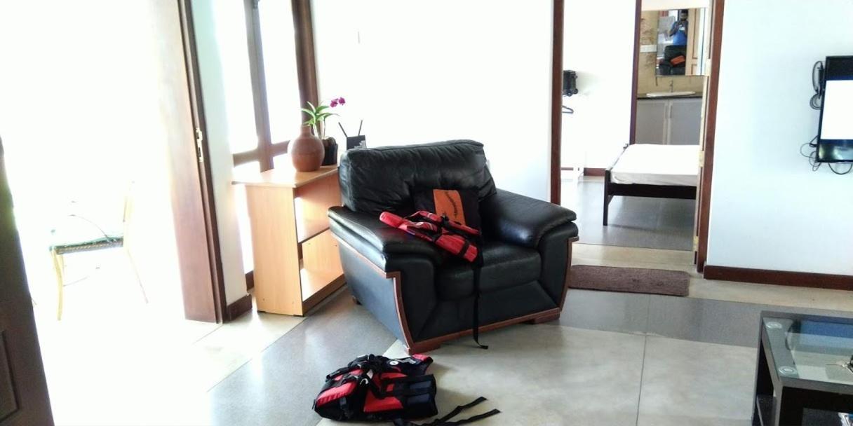 Negombo Holiday Home ภายนอก รูปภาพ