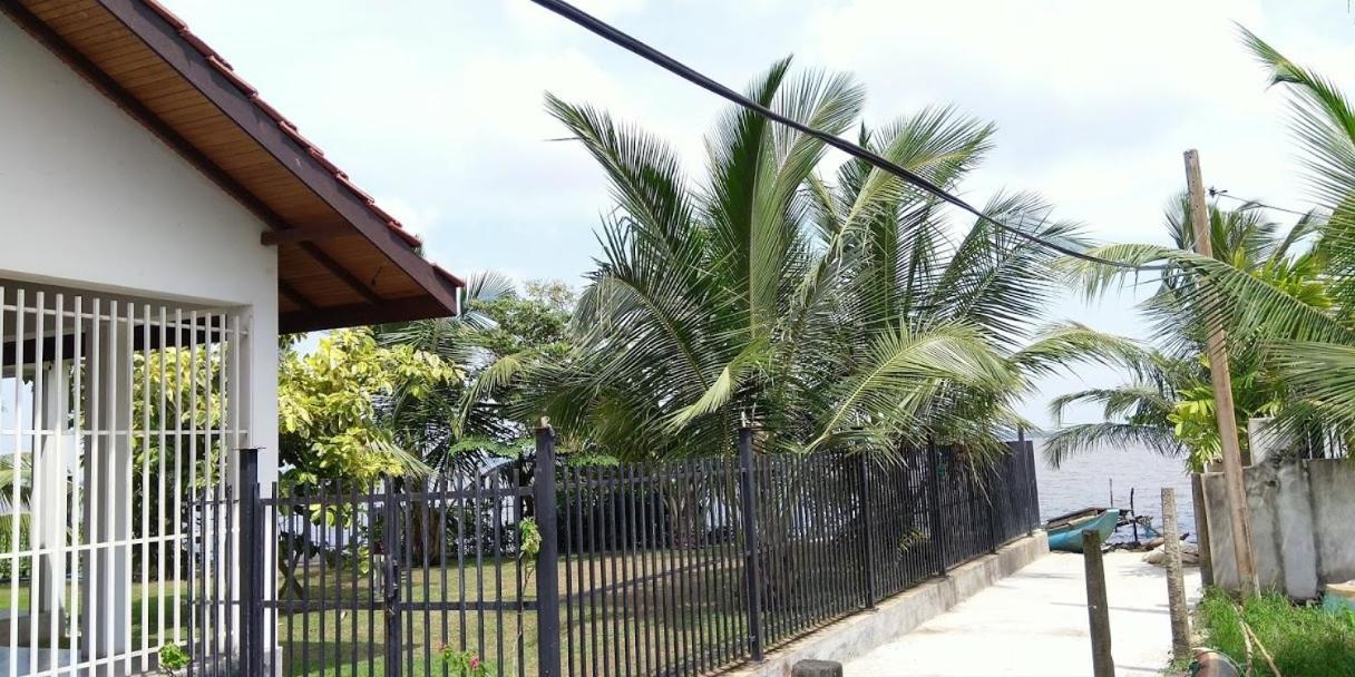 Negombo Holiday Home ภายนอก รูปภาพ