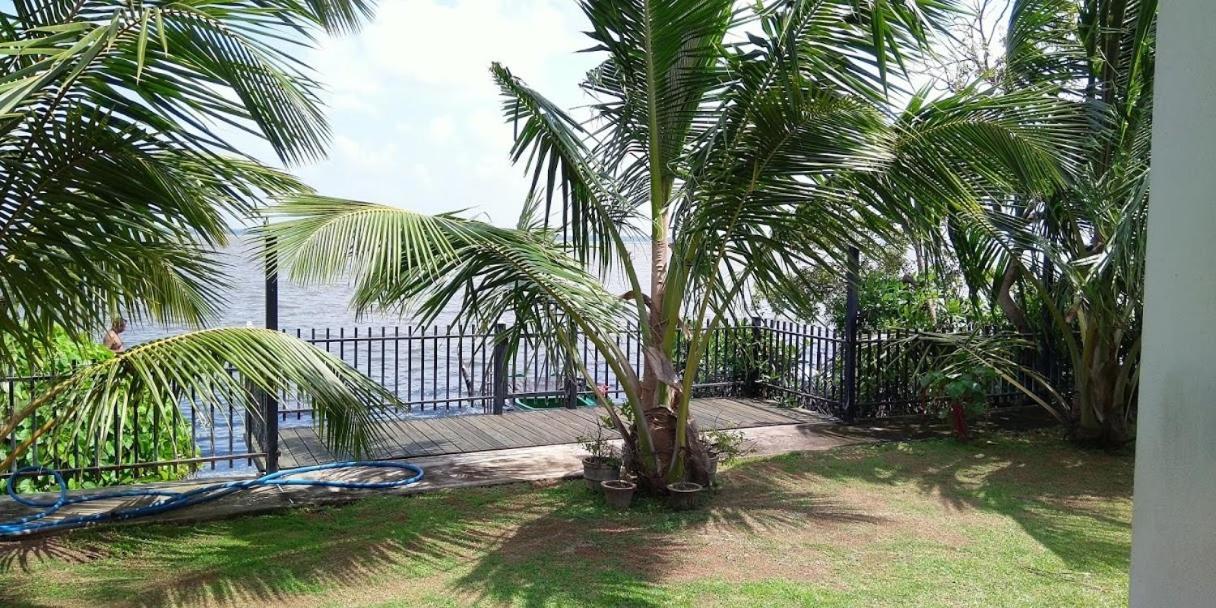 Negombo Holiday Home ภายนอก รูปภาพ